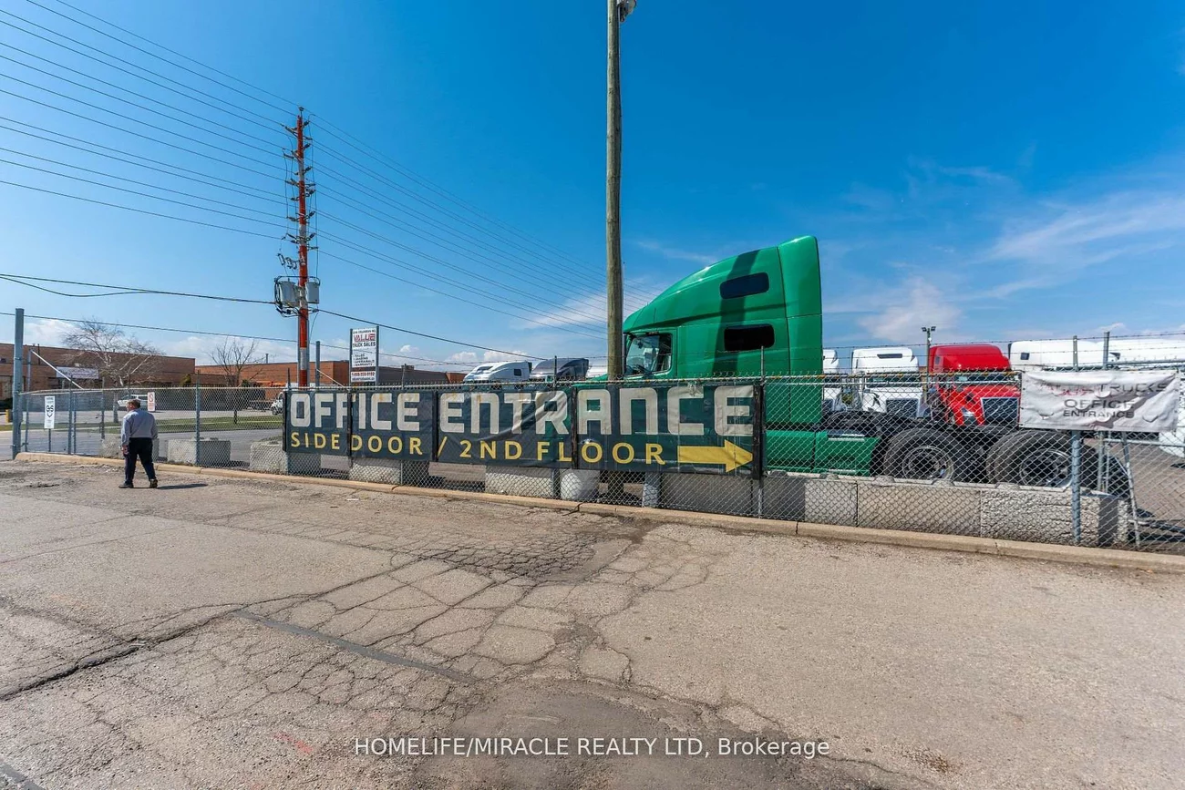 6749, Columbus, Northeast, Mississauga