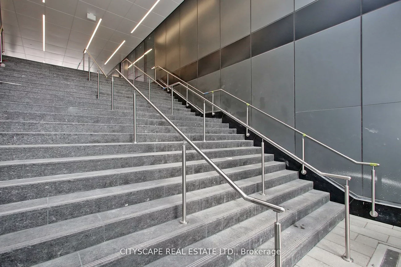4023, The Exchange, City Centre, Mississauga
