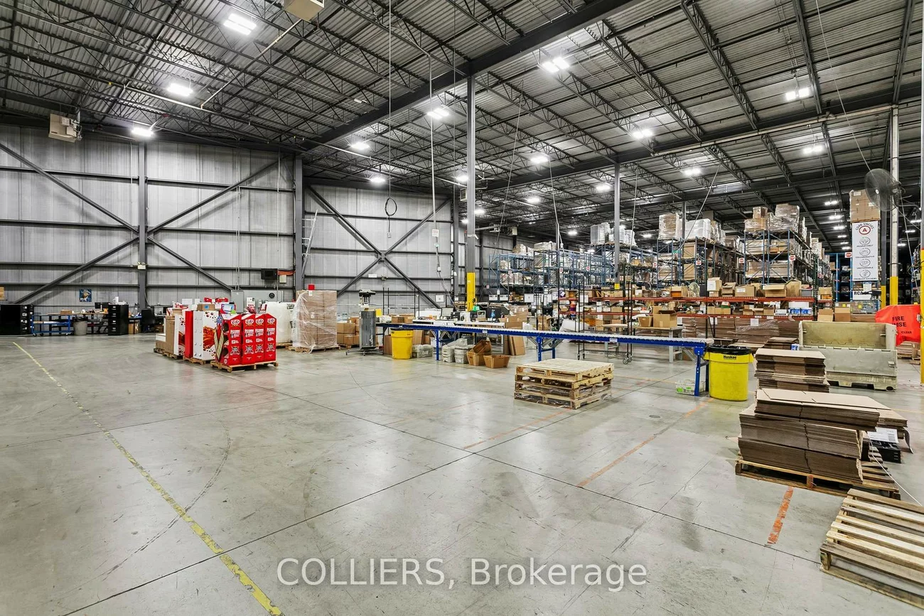 1045, Middlegate, Dixie, Mississauga