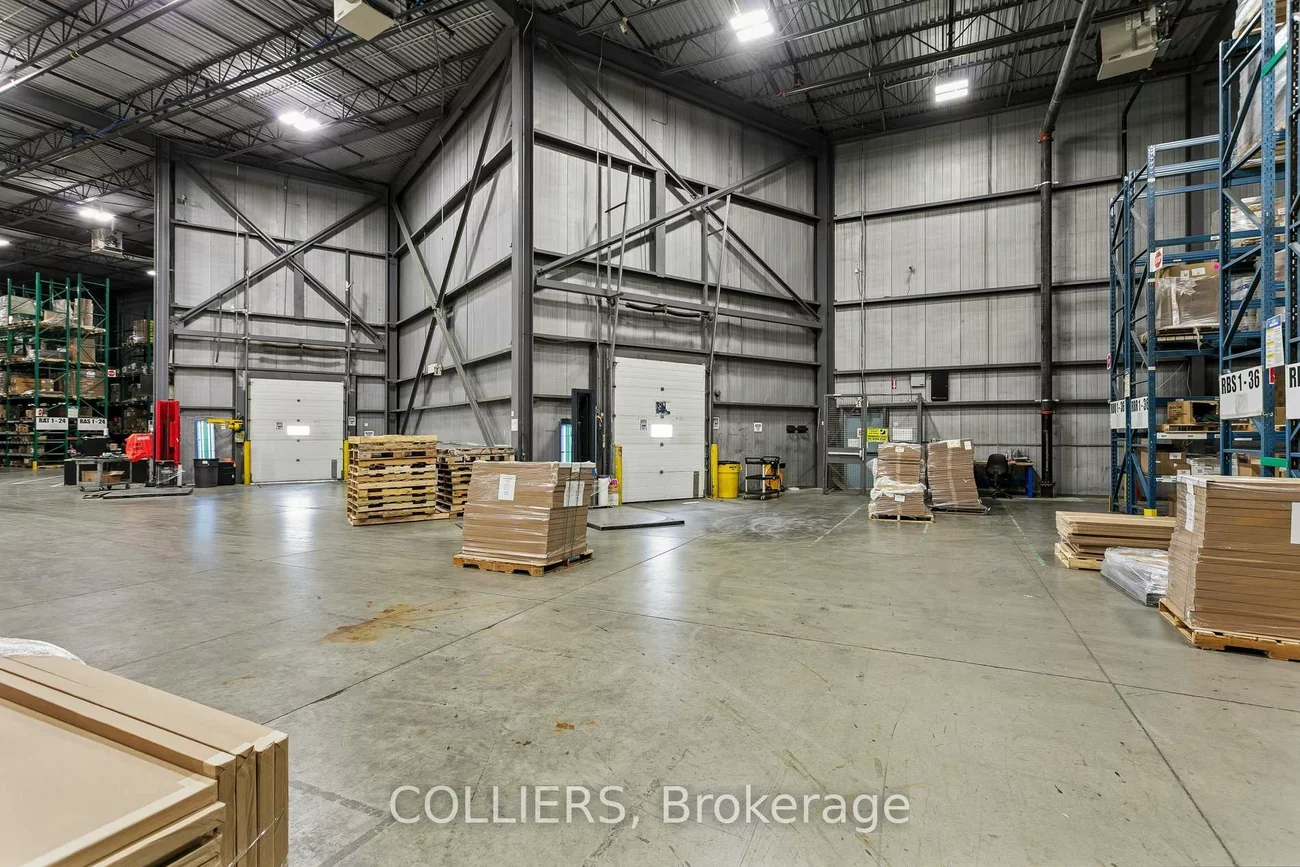 1045, Middlegate, Dixie, Mississauga