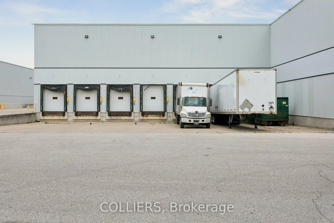 1045, Middlegate, Dixie, Mississauga