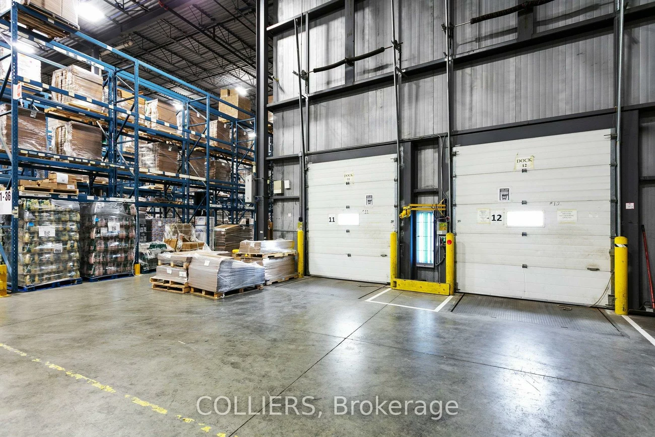 1045, Middlegate, Dixie, Mississauga