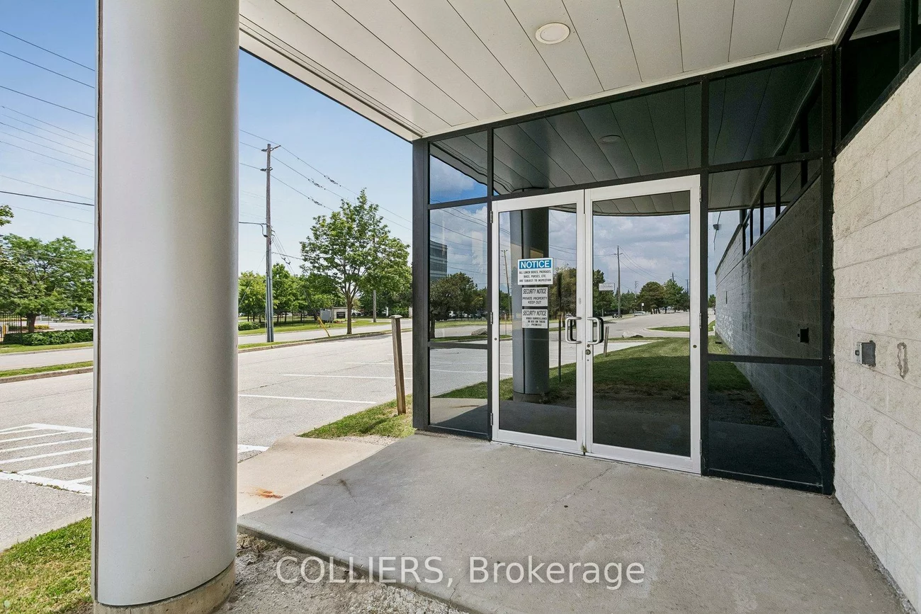 1045, Middlegate, Dixie, Mississauga
