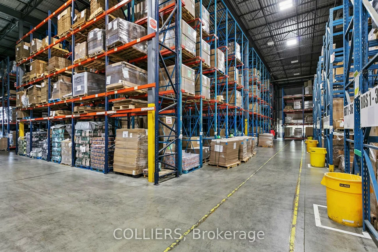 1045, Middlegate, Dixie, Mississauga