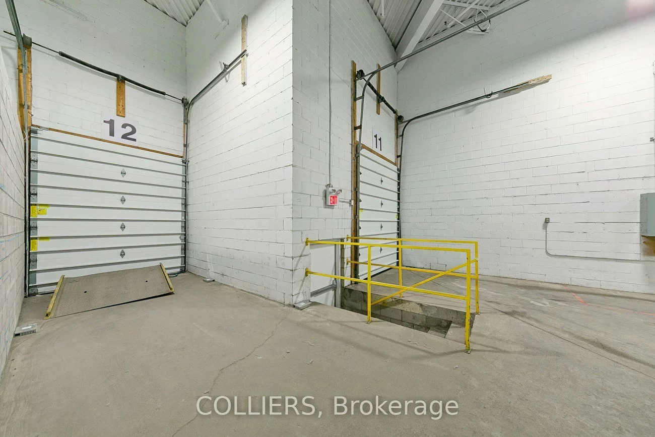 6665, Tomken, Northeast, Mississauga