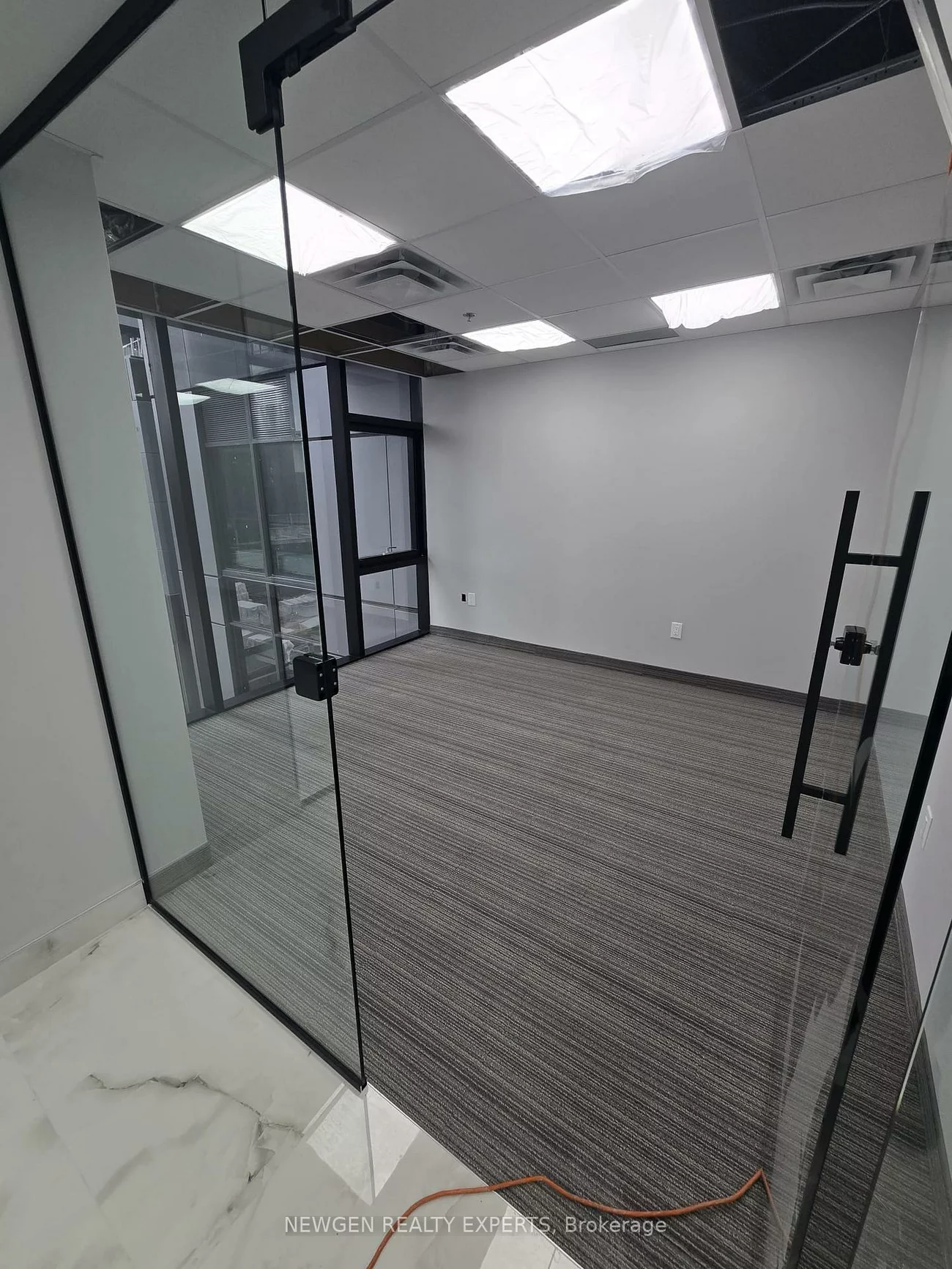 4023, The Exchange, City Centre, Mississauga