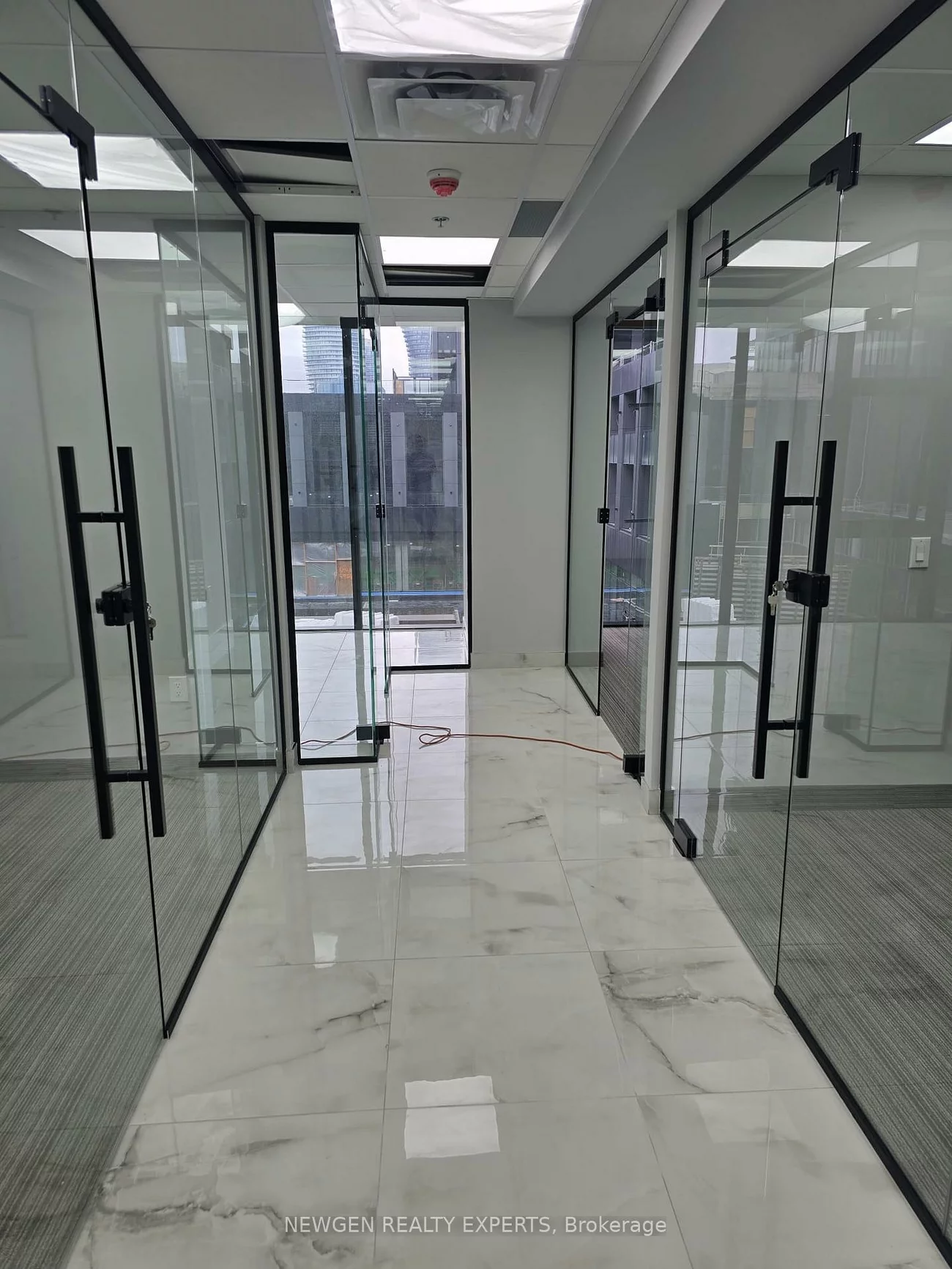 4023, The Exchange, City Centre, Mississauga
