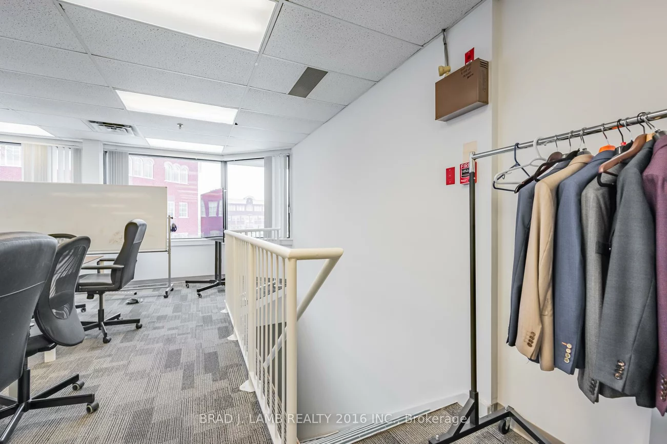 2600, Skymark, Airport Corporate, Mississauga