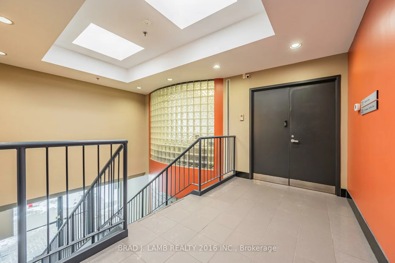 2600, Skymark, Airport Corporate, Mississauga