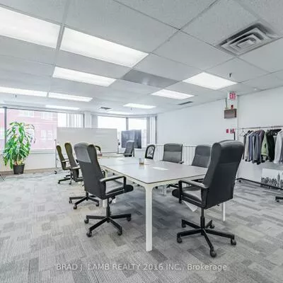 2600, Skymark, Airport Corporate, Mississauga