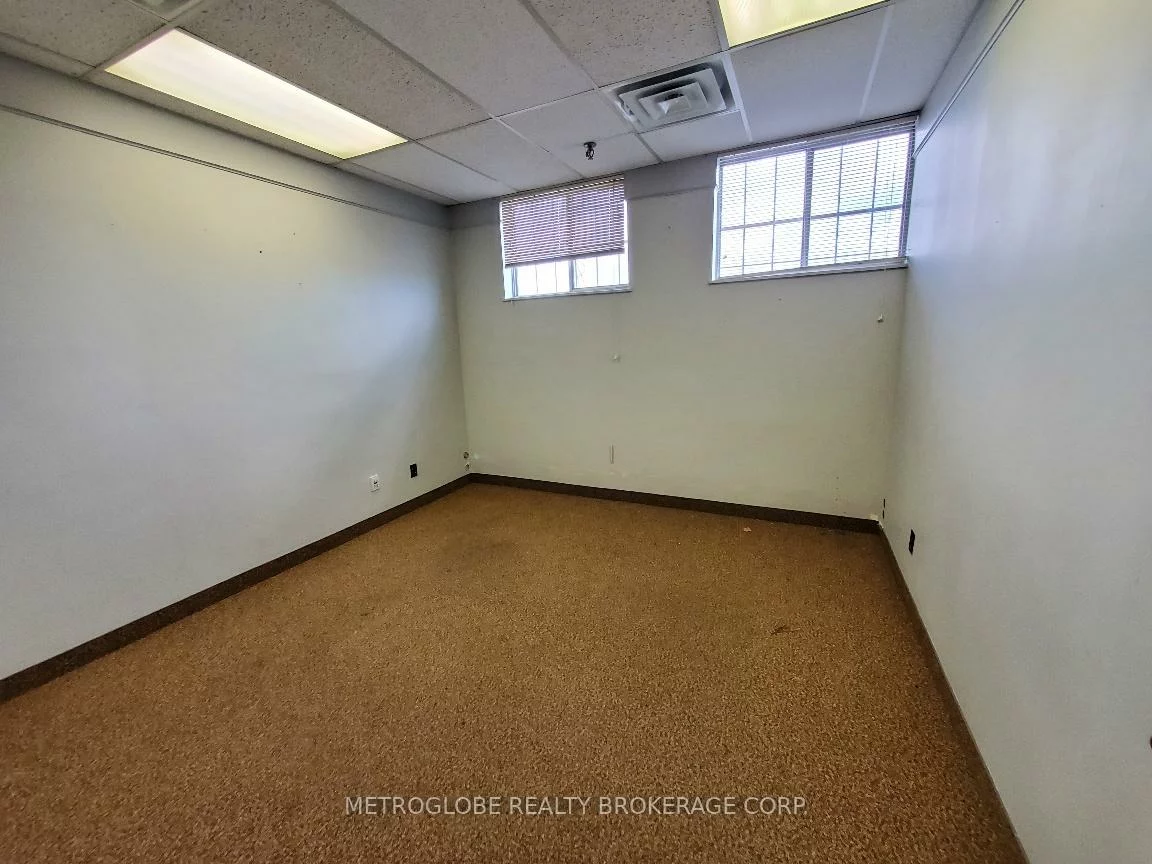 2399, Cawthra, Dixie, Mississauga