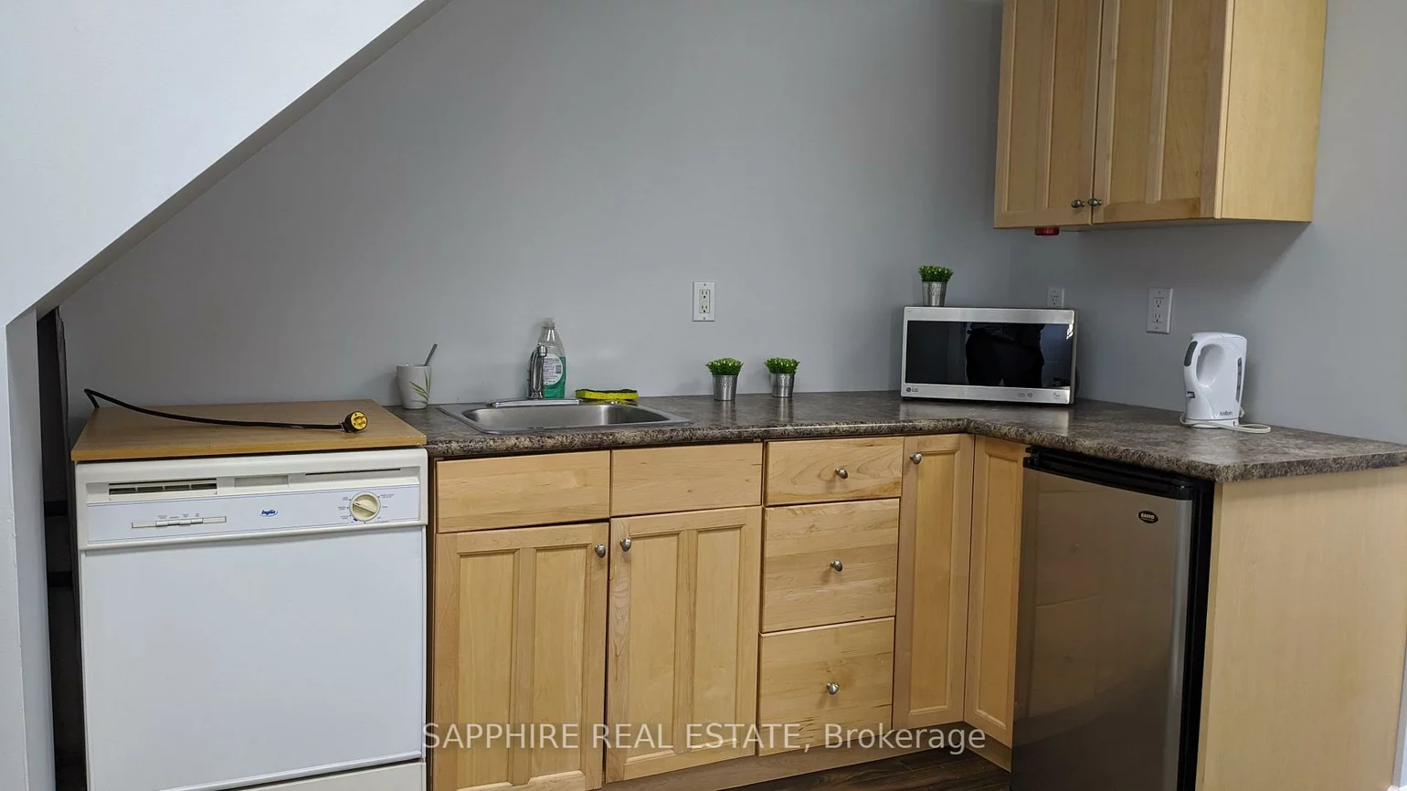 7885, Tranmere, Northeast, Mississauga