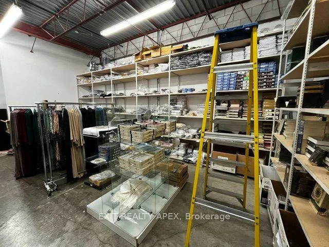 3045, Southcreek, Dixie, Mississauga