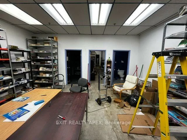 3045, Southcreek, Dixie, Mississauga