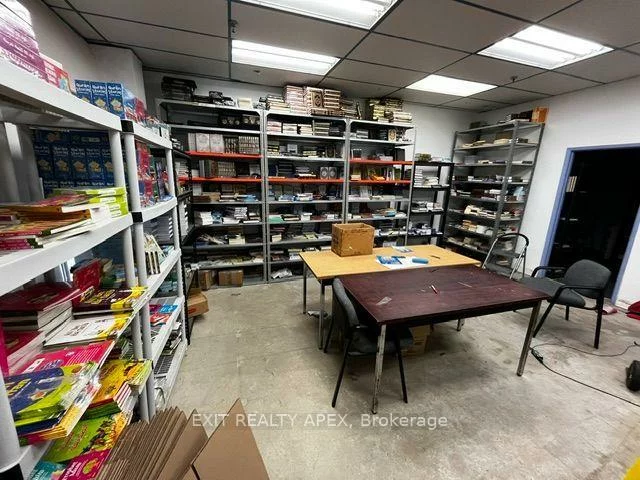 3045, Southcreek, Dixie, Mississauga