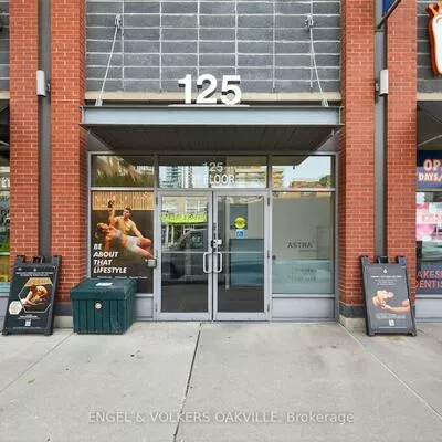 125, Lakeshore, Port Credit, Mississauga