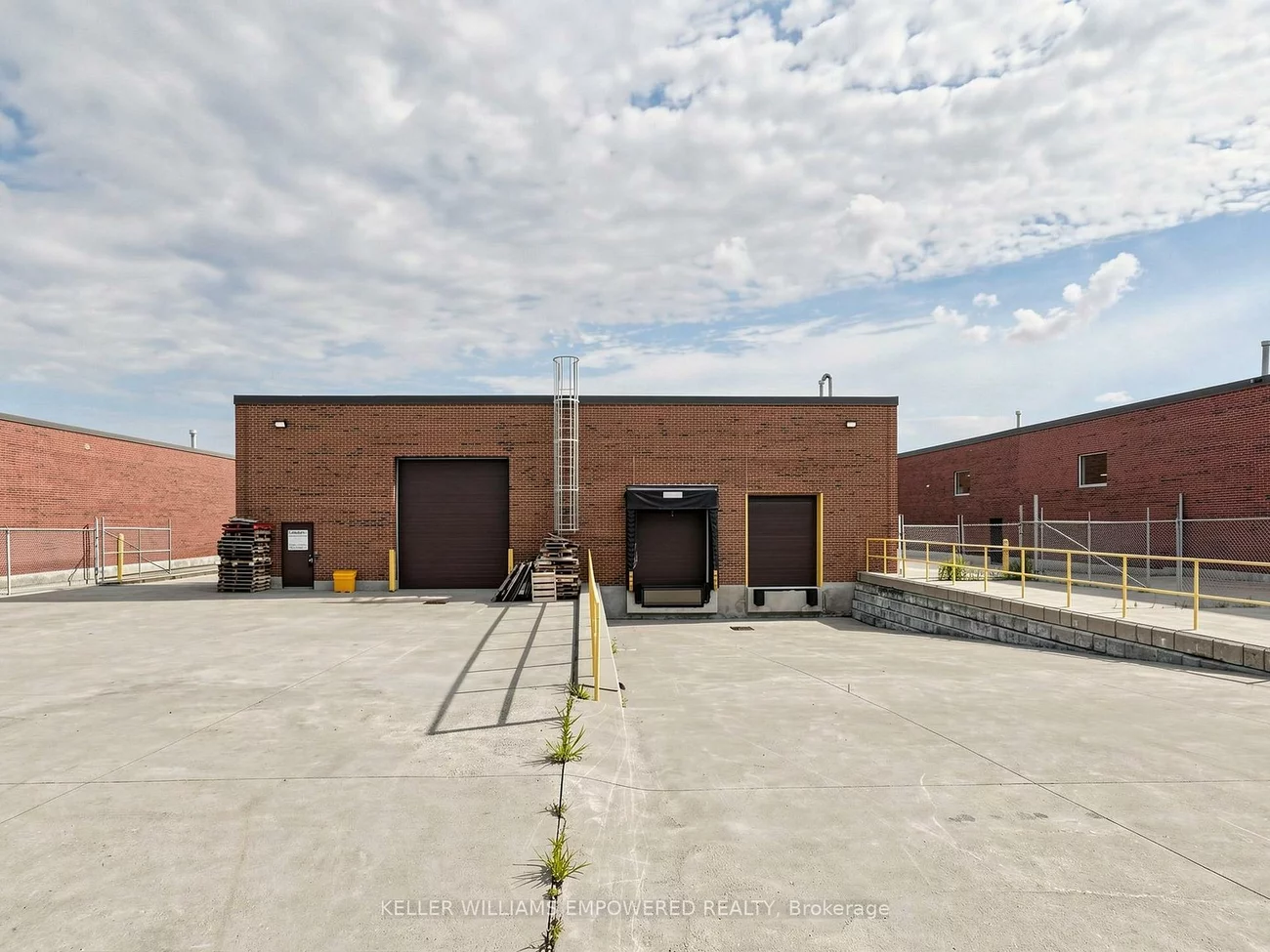 949, Kamato, Gateway, Mississauga
