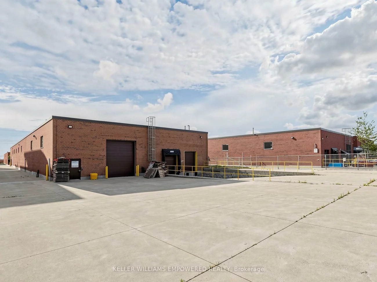 949, Kamato, Gateway, Mississauga