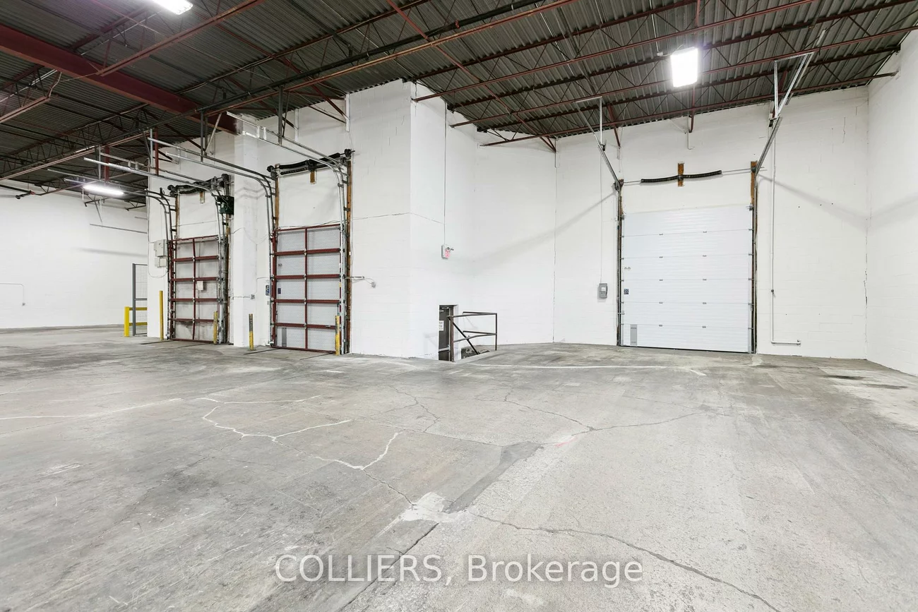 6885, Menway, Northeast, Mississauga