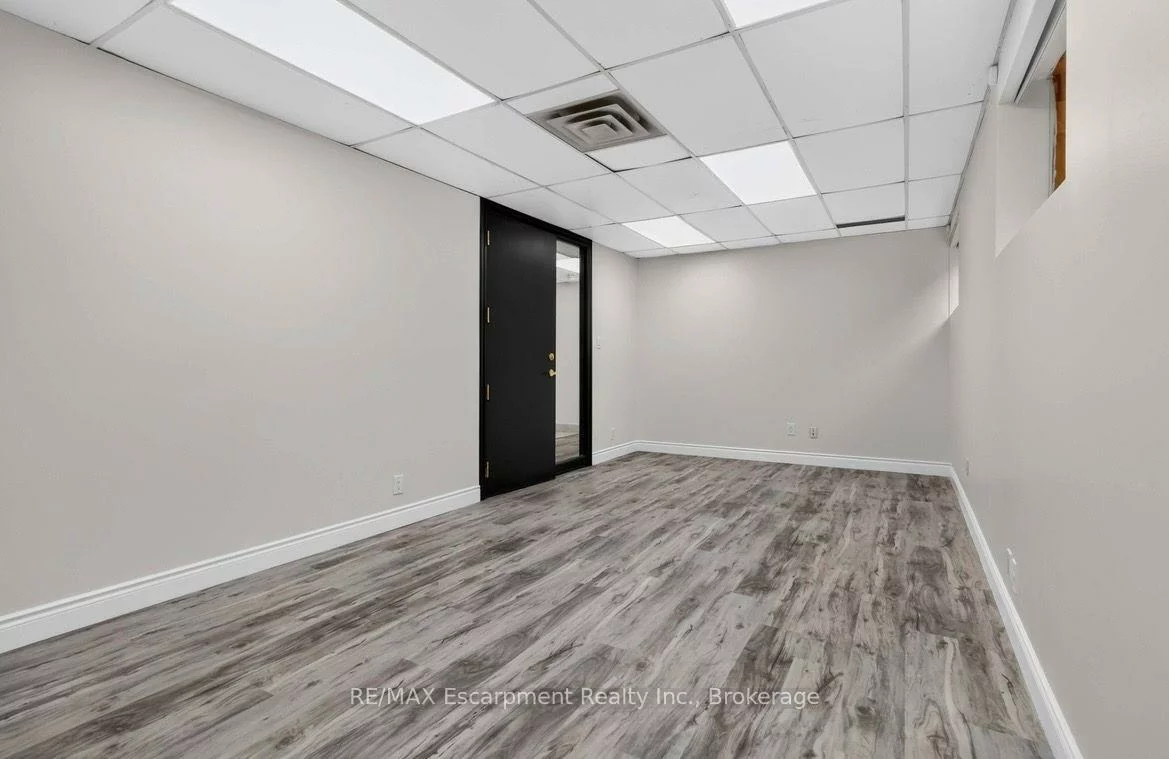 53, Village Centre, City Centre, Mississauga