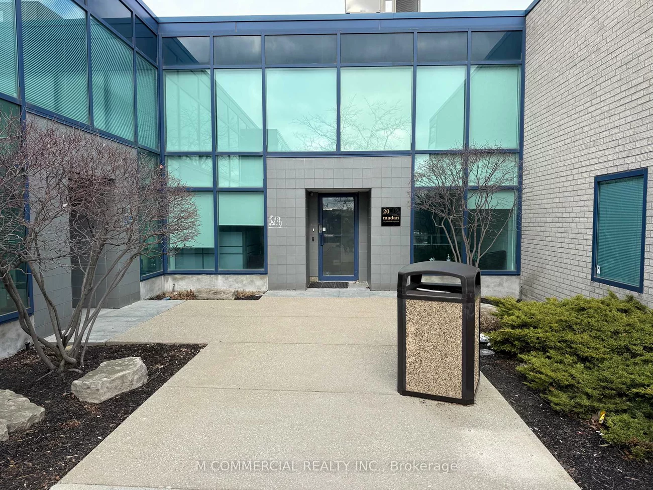 145, Traders, Gateway, Mississauga