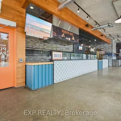 230, Lakeshore, Port Credit, Mississauga