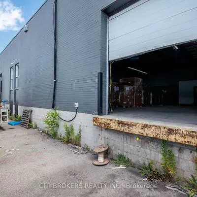2740, Slough, Northeast, Mississauga