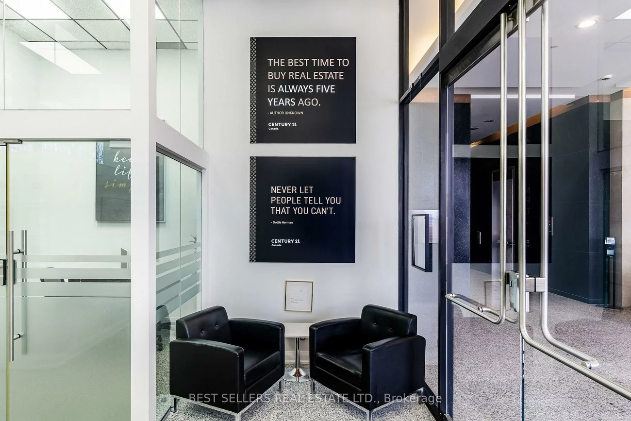 4, Robert Speck, City Centre, Mississauga