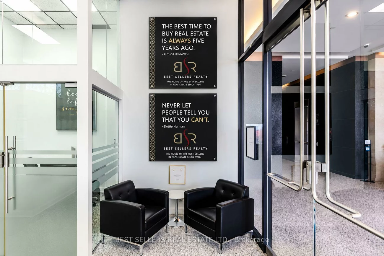4, Robert Speck, City Centre, Mississauga