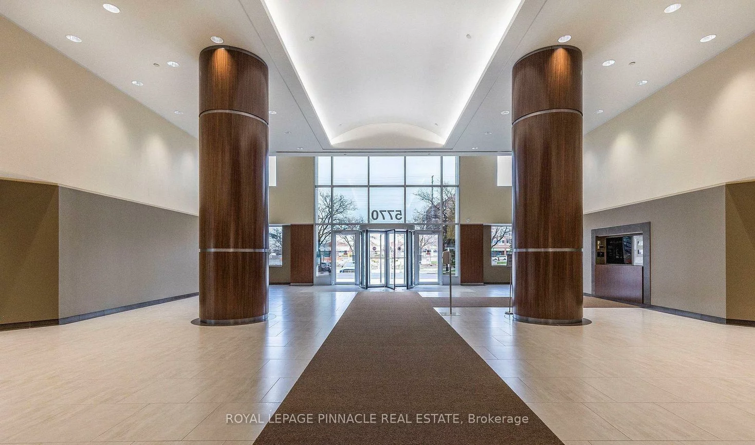 5770, Hurontario, Gateway, Mississauga
