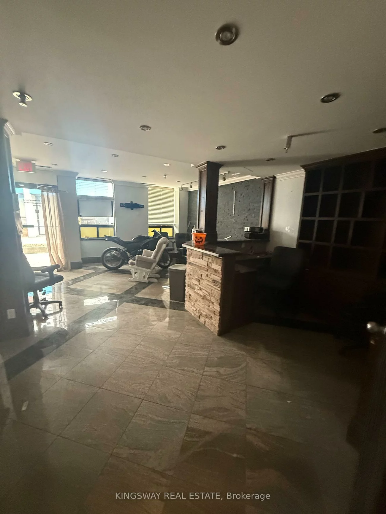 6033, Shawson, Northeast, Mississauga