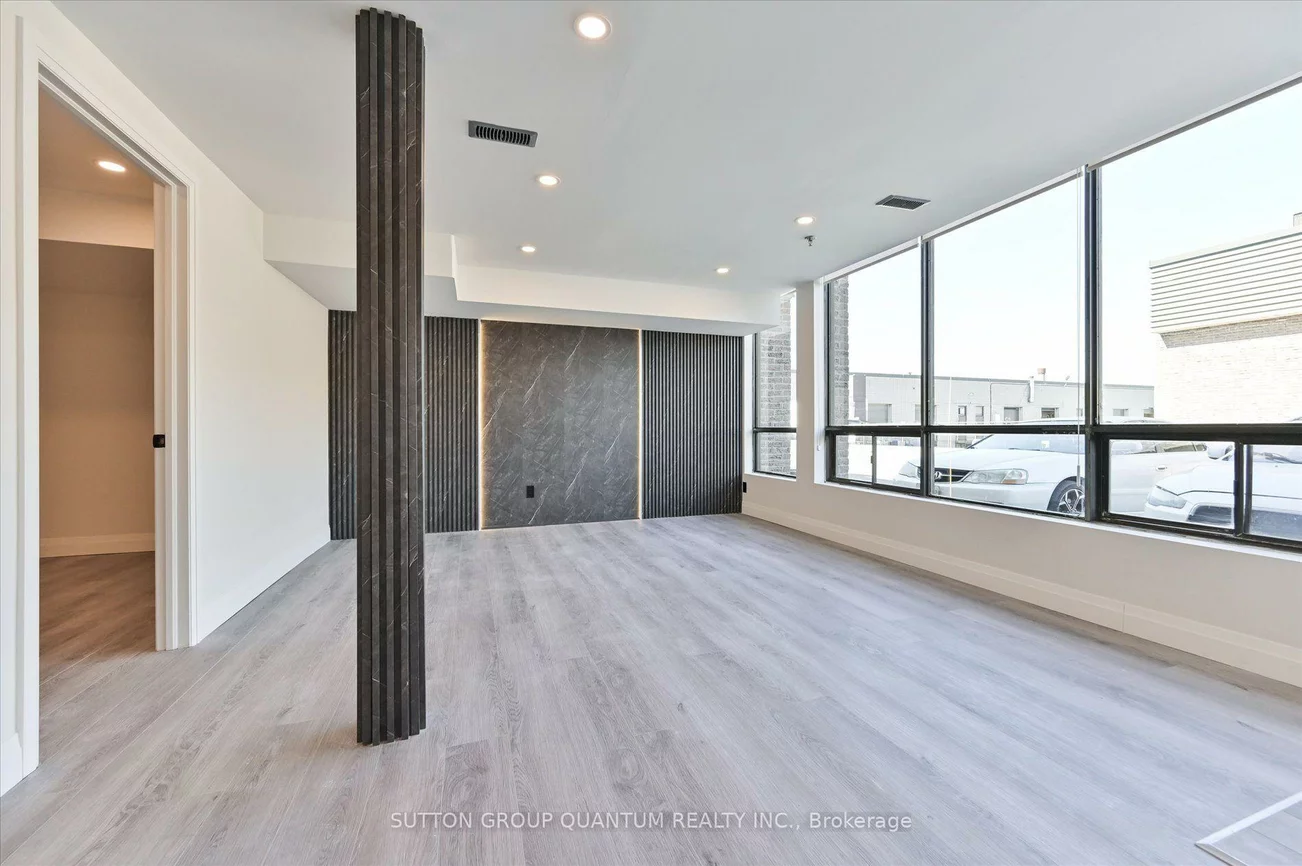 7171, Torbram, Northeast, Mississauga