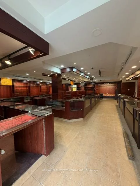 7206, Airport, Malton, Mississauga