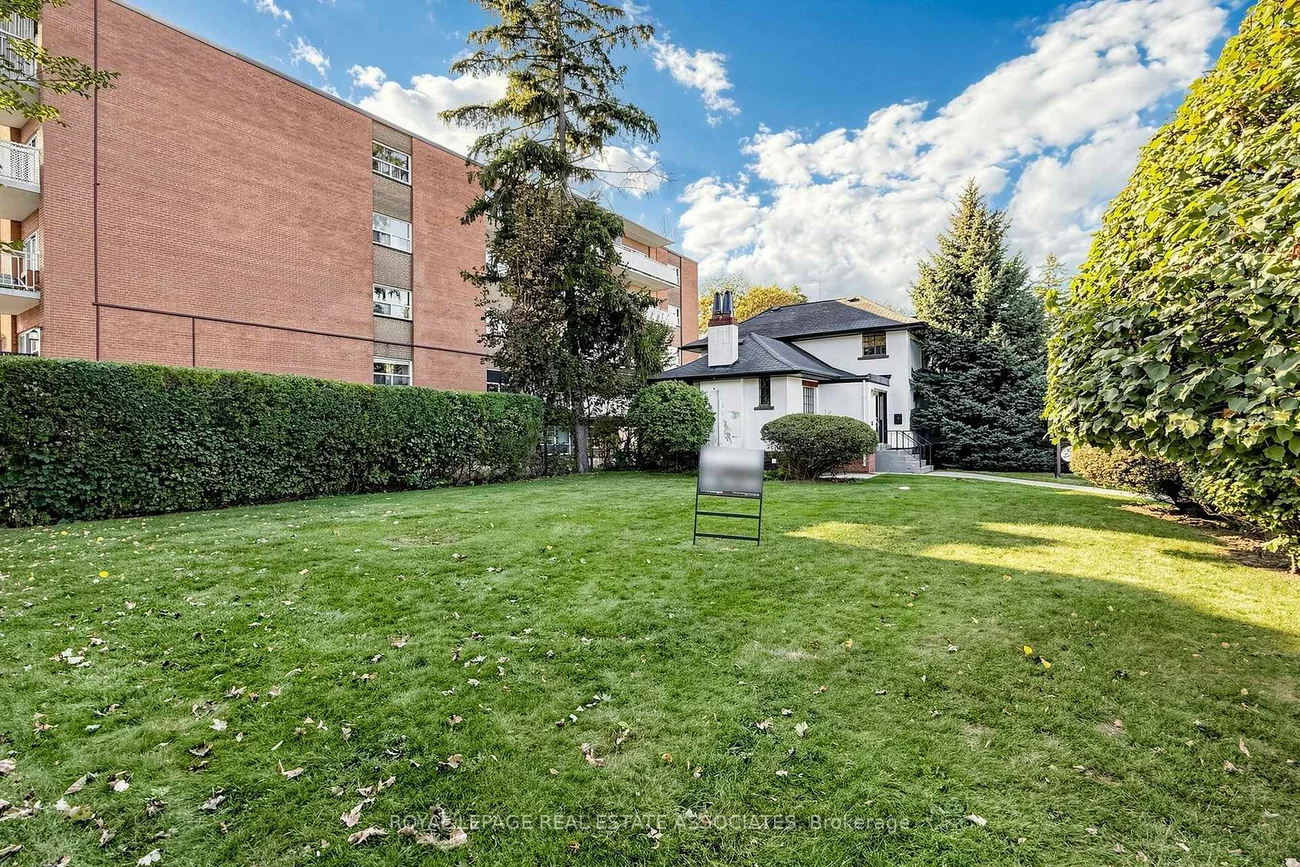 298, Lakeshore, Port Credit, Mississauga