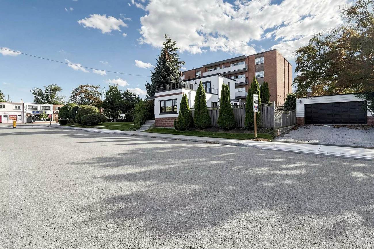 298, Lakeshore, Port Credit, Mississauga