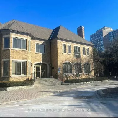 4275, village centre, City Centre, Mississauga