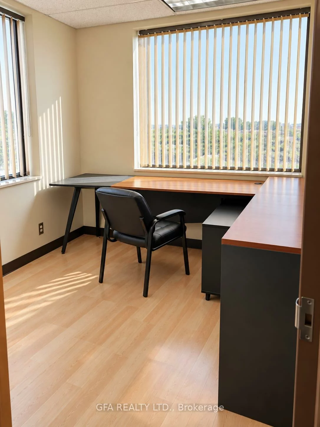 776, Dundas, Dixie, Mississauga