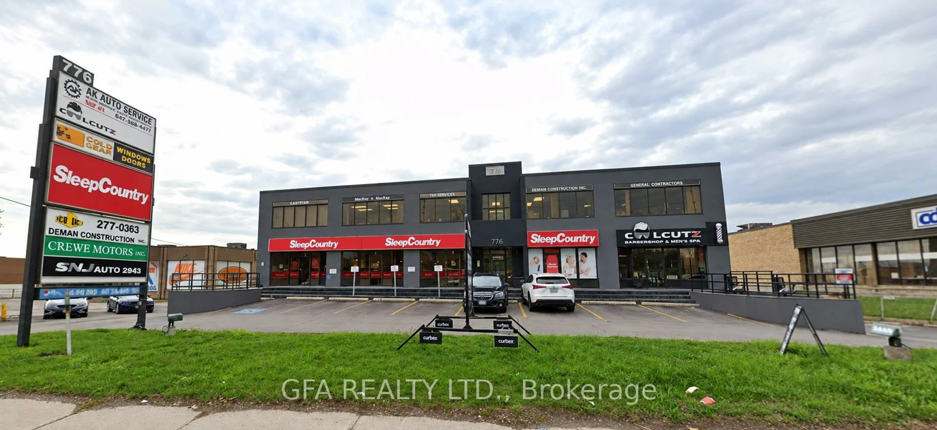 776, Dundas, Dixie, Mississauga