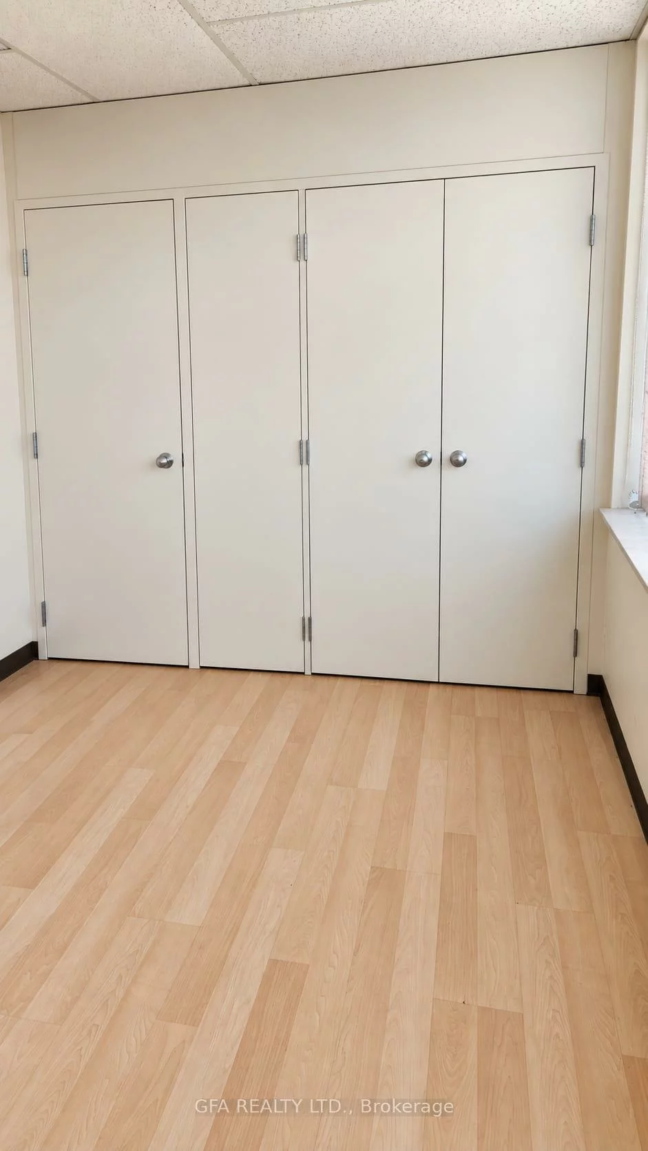 776, Dundas, Dixie, Mississauga
