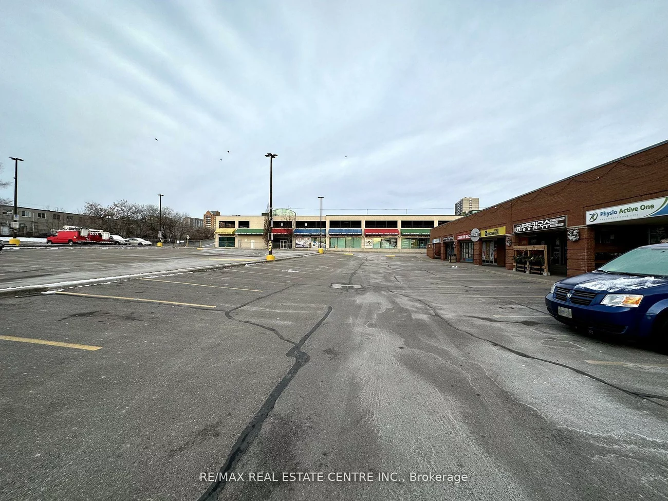 2560, Shepard, Cooksville, Mississauga