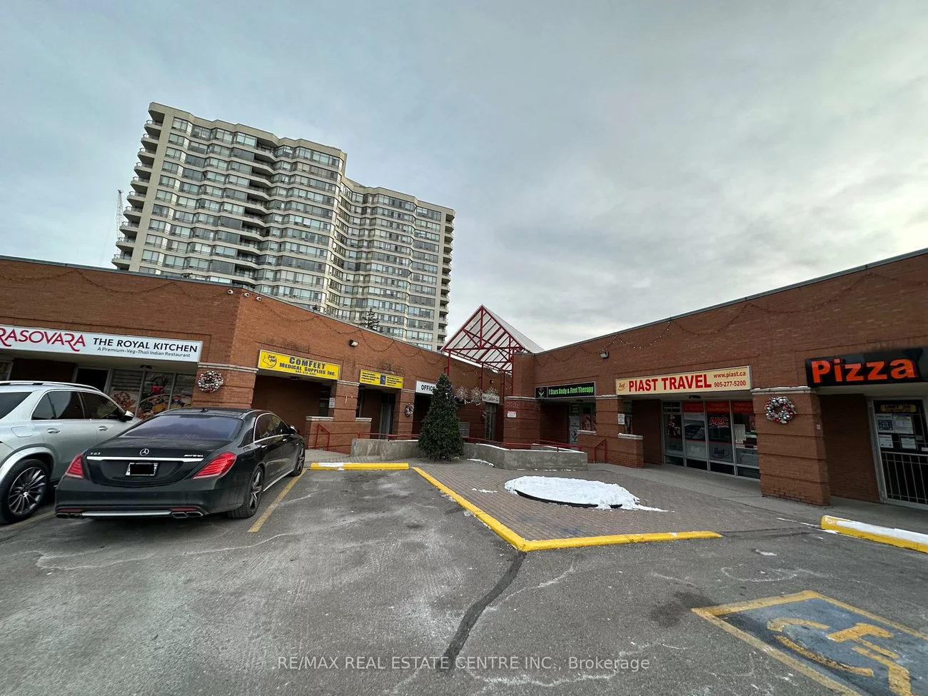 2560, Shepard, Cooksville, Mississauga