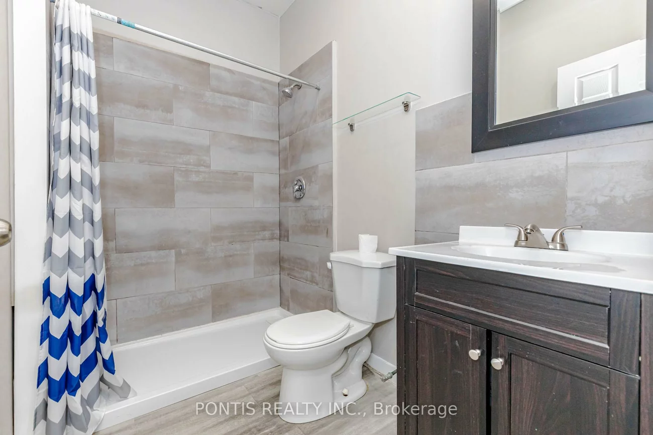 6790, Davand, Northeast, Mississauga