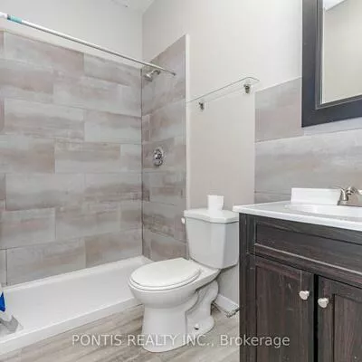 6790, Davand, Northeast, Mississauga