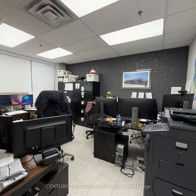755, Queensway, Dixie, Mississauga