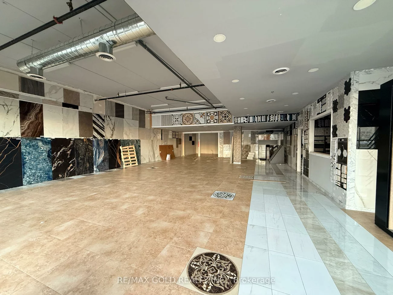 2980, Drew, Malton, Mississauga