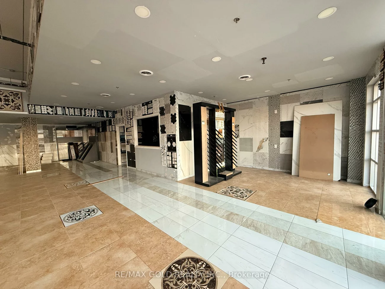 2980, Drew, Malton, Mississauga