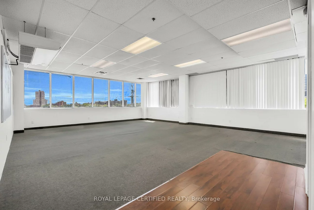 3024, Hurontario, Cooksville, Mississauga