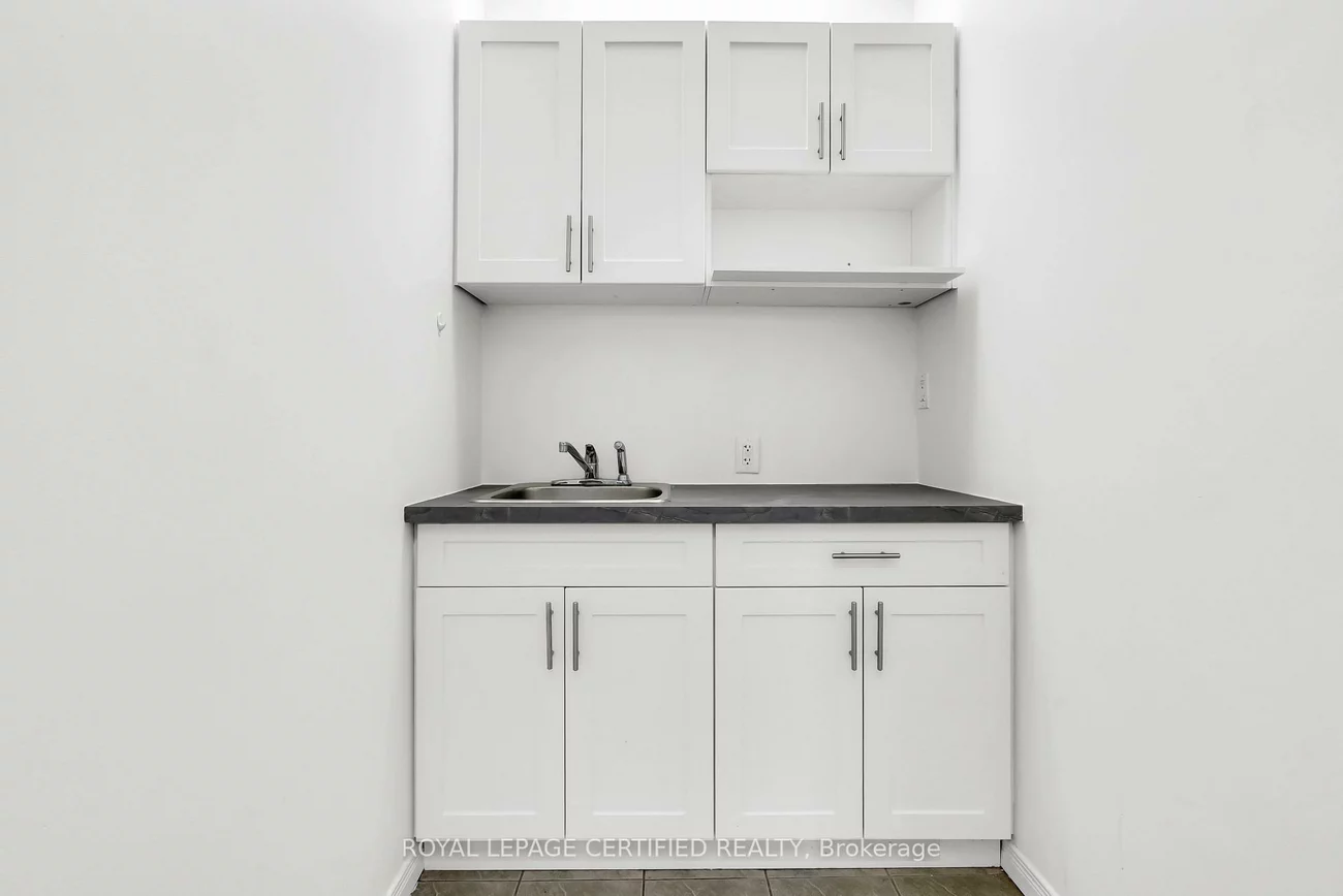 3024, Hurontario, Cooksville, Mississauga