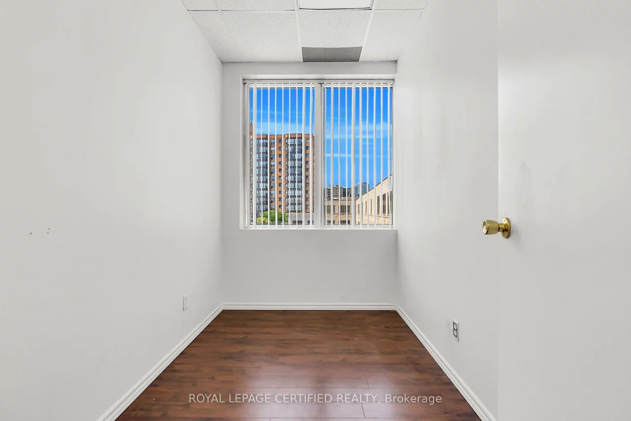 3024, Hurontario, Cooksville, Mississauga