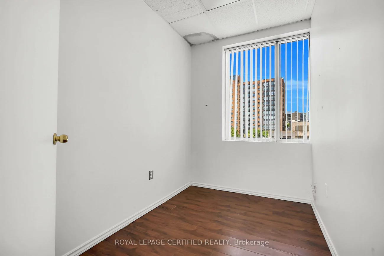 3024, Hurontario, Cooksville, Mississauga